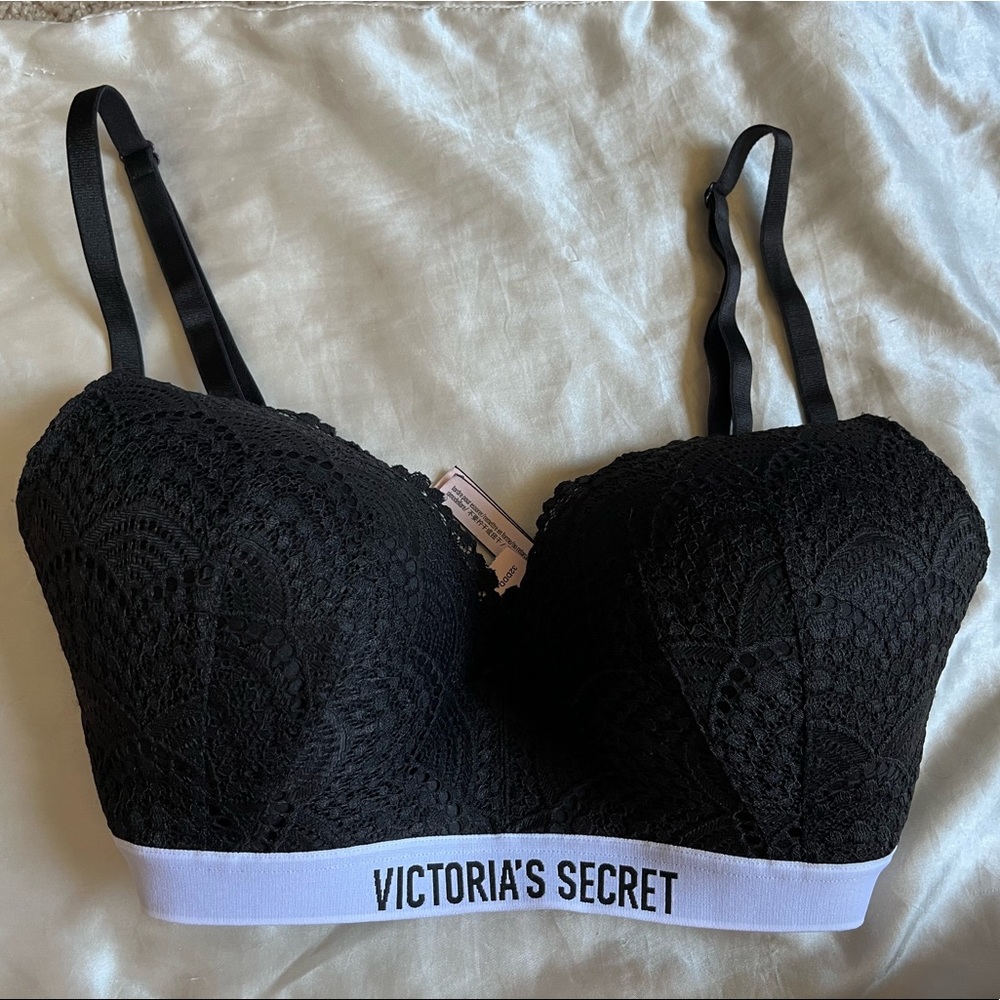 NWT Black lace Victorias secret logo bralette